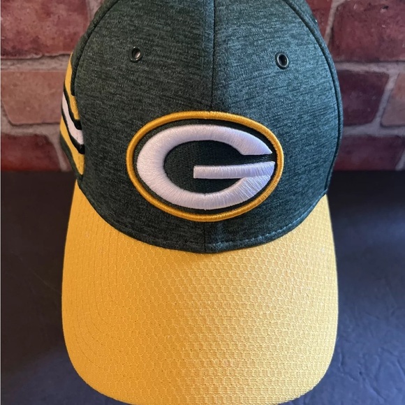Green Bay Packers New Era 39Thirty M/LGreen Hat - Picture 4 of 9
